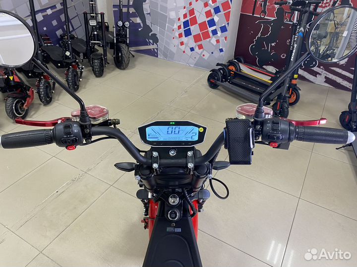 Электроскутер Электробайк