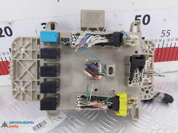 Блок предохранителей Toyota RAV4 2 (XA20) 2003