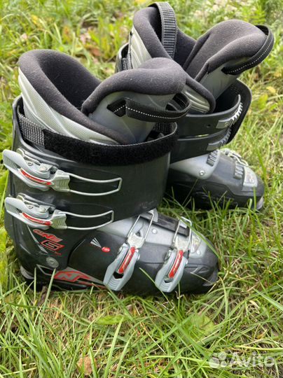 Горнолыжные ботинки