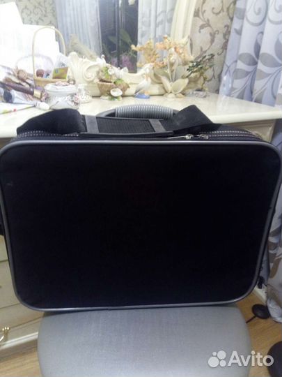 Мужская сумка для деловых поездок