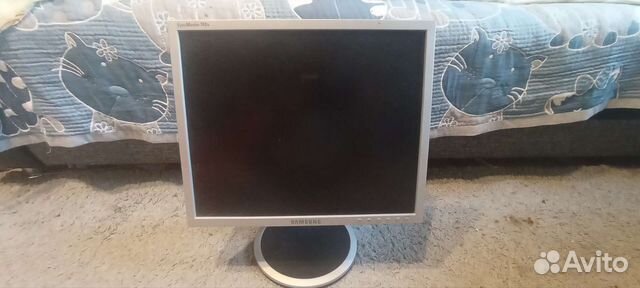 Монитор Samsung