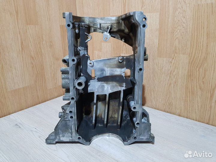 Поддон двигателя Nissan Juke YF15 MR16DDT 2014