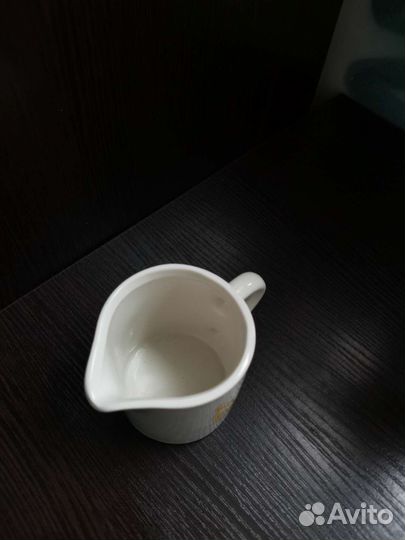 Молочник новый