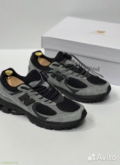 Легкие кроссовки New Balance 2002R для мужчин