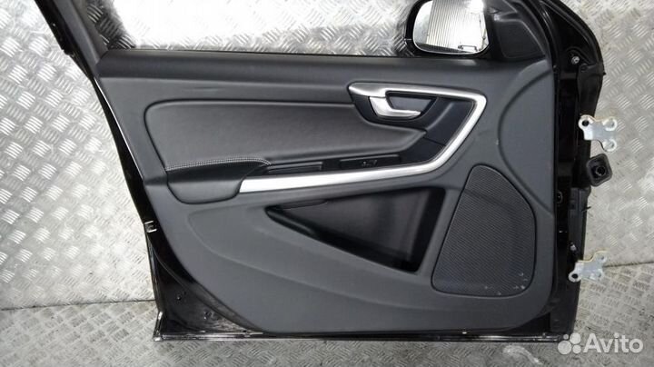 Дверь боковая Volvo S60 (2009-2020)