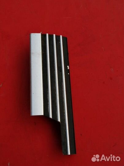 Накладка на порог задняя правая Land Rover Range