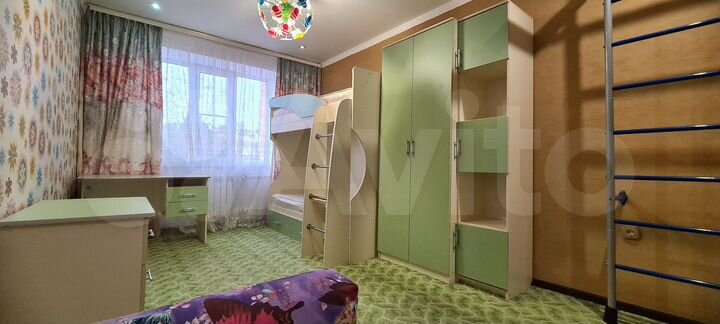 3-к. квартира, 106 м², 3/12 эт.
