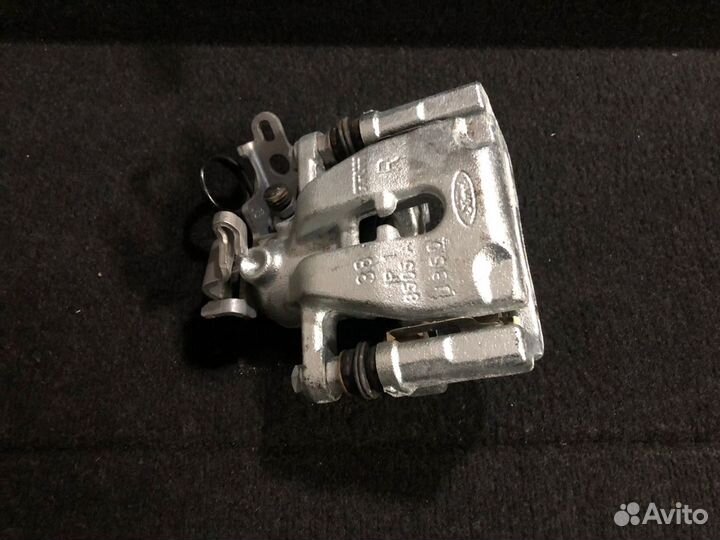 Ford Focus 2 Фокус Суппорт Задний Правый