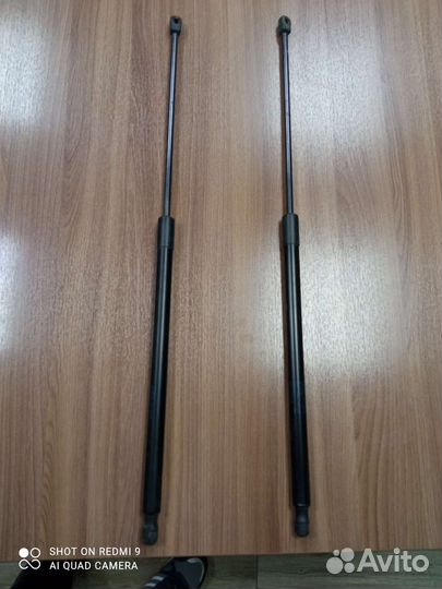 Амортизаторы на дверь багажника volkswagen caddy