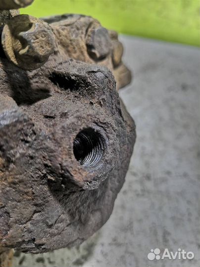 Суппорт задний правый Мерседес Бенз 210 Е-класс