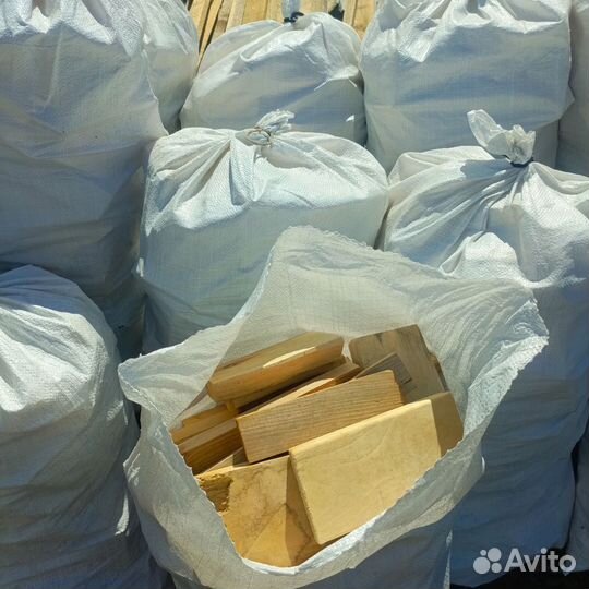Дрова в мешках кубики