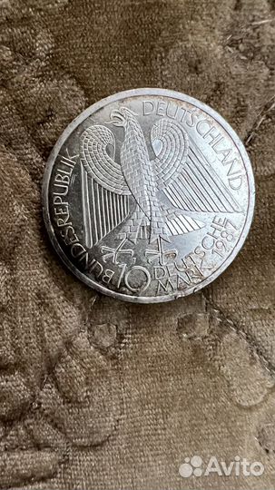10 марок 1987 г. J. 750 лет Берлину серебро
