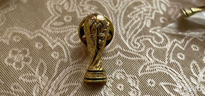 Оптовый лот. Набор 50 кубков Fifa Чемпионата мира