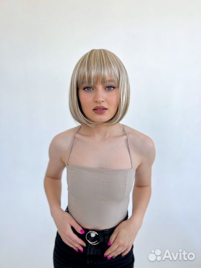 Парик женский длинный и короткий