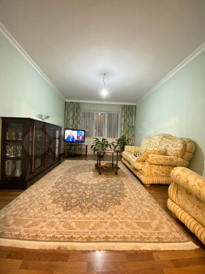 3-к. квартира, 77 м², 5/10 эт.