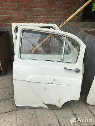 Дверь багажника на газ М 21