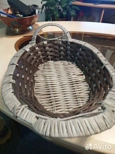 Фруктовница, можно также и для хлеба