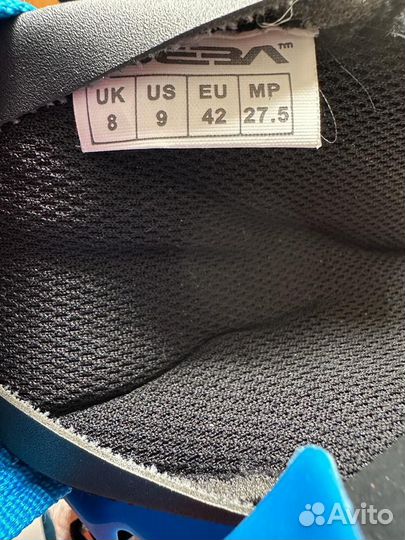 Роликовые коньки