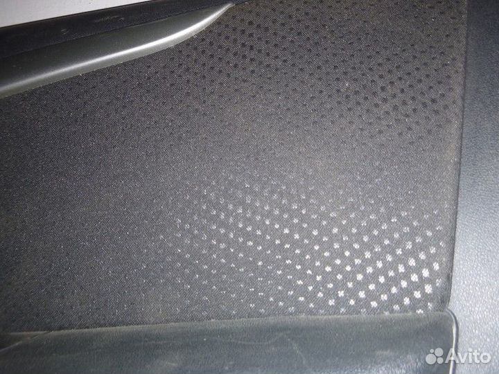 Обшивка двери передней правой nissan almera almera