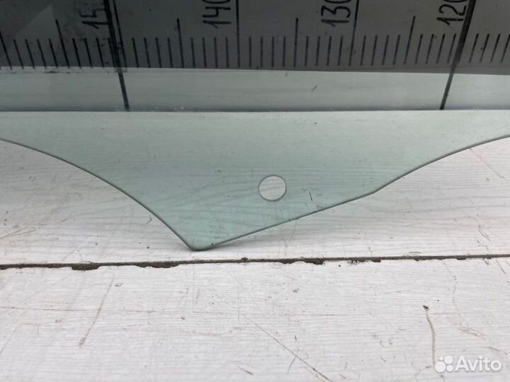 Стекло переднее правое Bmw 3 F30 N20B20A 2013