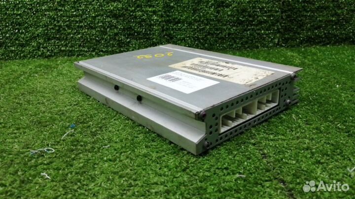 Усилитель звука Chrysler 300C