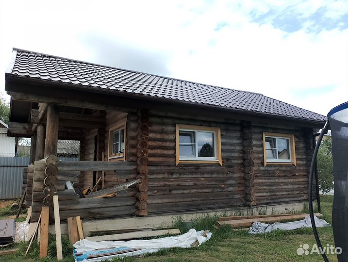 Бригада строителей