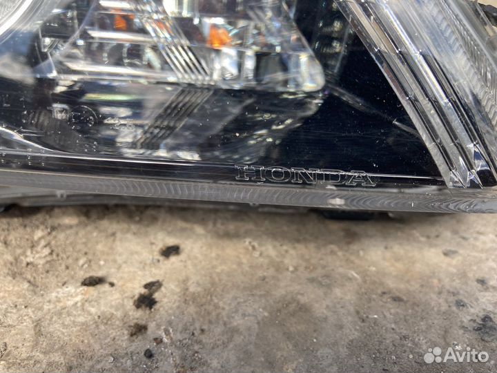 Honda Civic 4d фара ксенон