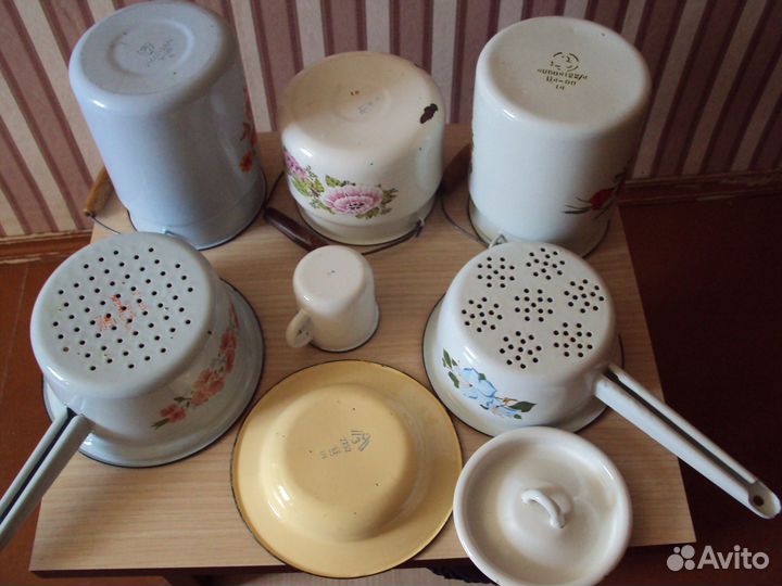 Эмалированные дуршлаги и бидоны СССР