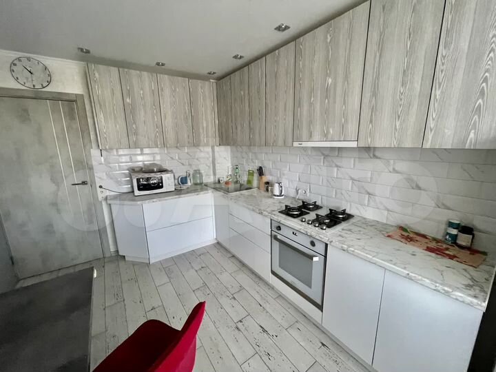 3-к. квартира, 71,2 м², 3/10 эт.