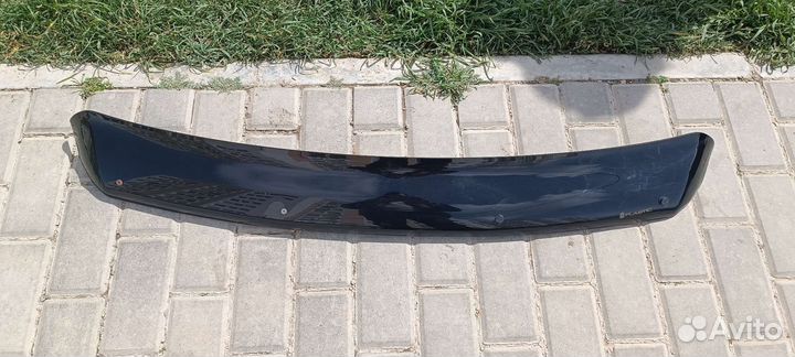 Дефлектор капота touareg 1