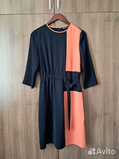 Платье женское 46 размер