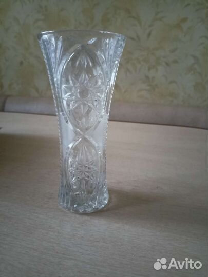 Хрустальная ваза