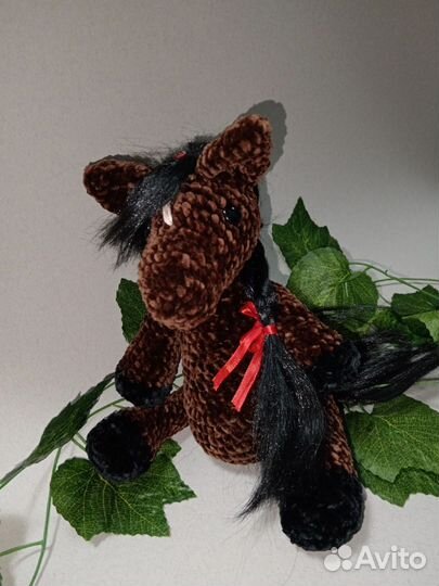 Лошадка из плюшевой пряжи своими руками