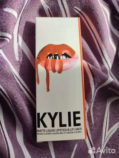 Kylie Набор помада и карандаш