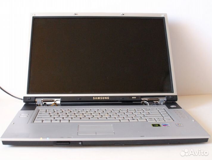 Ноутбук Samsung M50 рабочий на запчасти