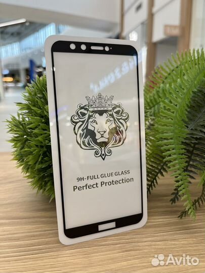 Защитное стекло на Huawei Honor 9lite/PSmart