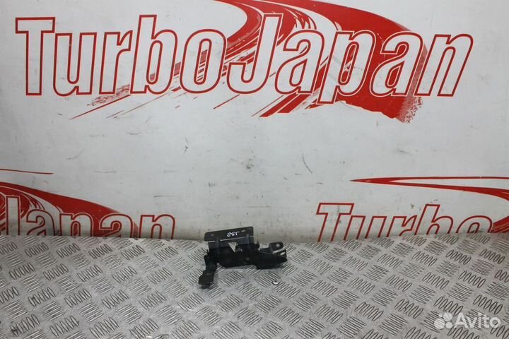 Рычаг открытия капота Nissan Teana 32 J32