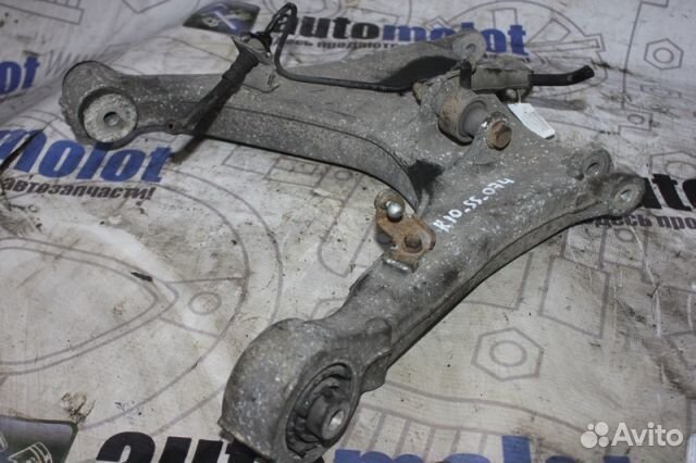 Рычаг задний правый нижний Audi A8 Ii 4E2