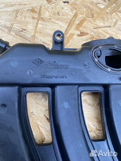 Впускной коллектор Renault Duster 2014