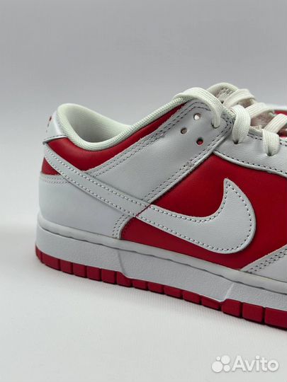 Nike Dunk Low Championship Red
