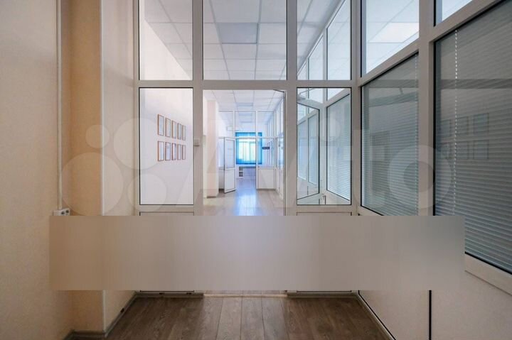 Свободного назначения, 290 м²