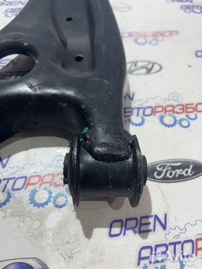 Рычаг подвески нижний передний левый Skoda Rapid