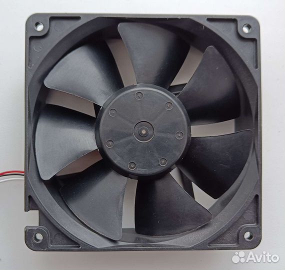 Вентилятор Jamicon постоянного тока,24V,120*120*38