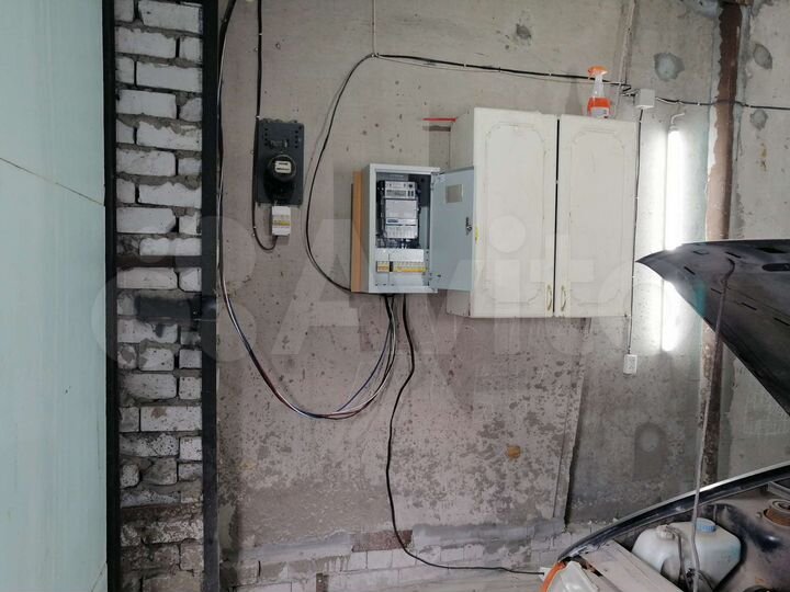 Гараж, > 30 м²