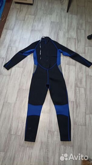 Костюм для серфинга