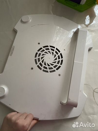 Подставка под ноутбук