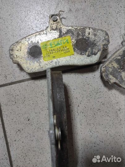 Колодки тормозные передние газель 3302