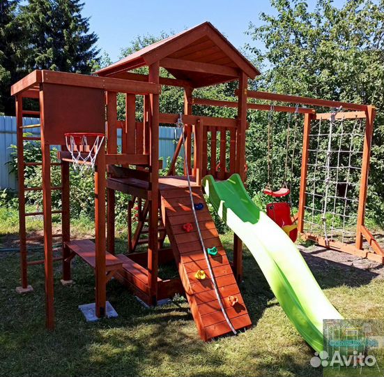 Детская площадка с заливной горкой