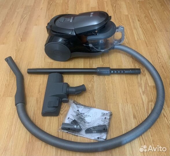 Пылесос LG VK76A01NDS серебристый