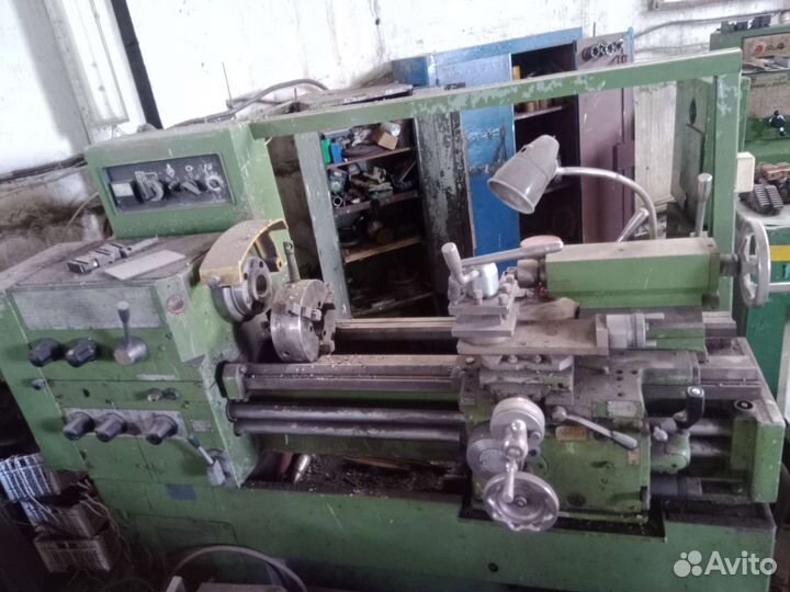 Токарный станок
